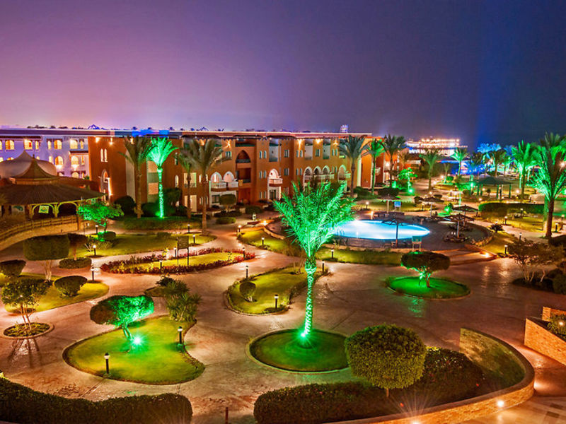 SUNRISE Garden Beach Resort