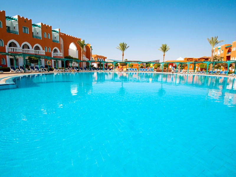 SUNRISE Garden Beach Resort