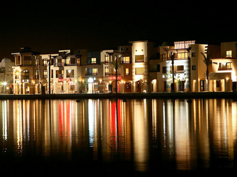 SUNRISE Marina Resort