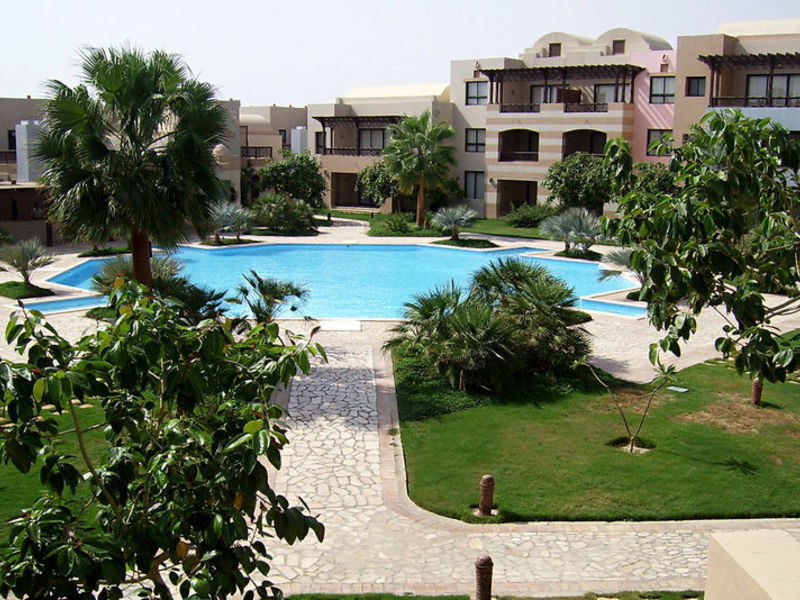 SUNRISE Marina Resort
