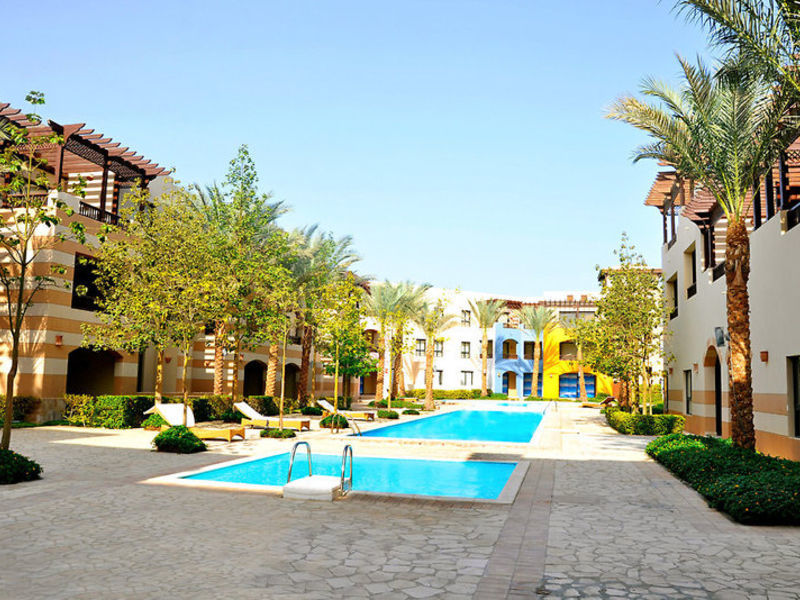 SUNRISE Marina Resort