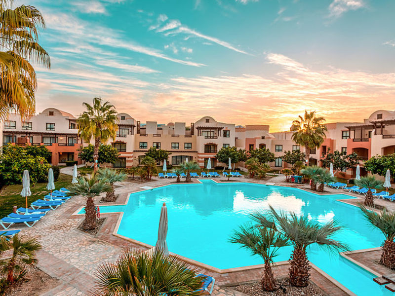 SUNRISE Marina Resort
