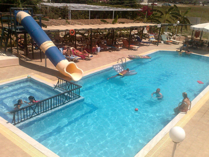 Sunshine Hotel