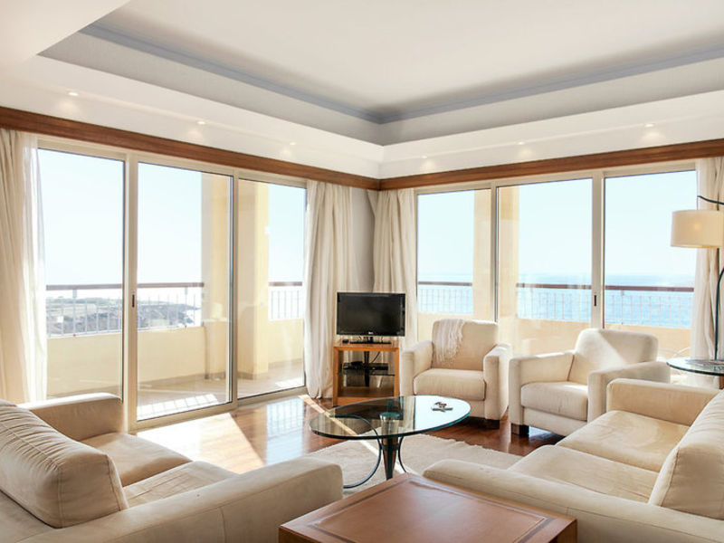 Thalassa Boutique