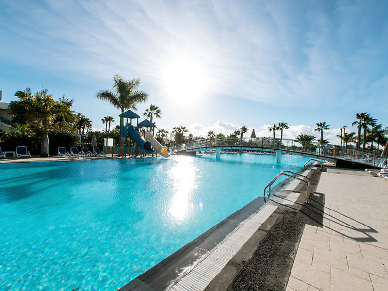 THB Tropical Island