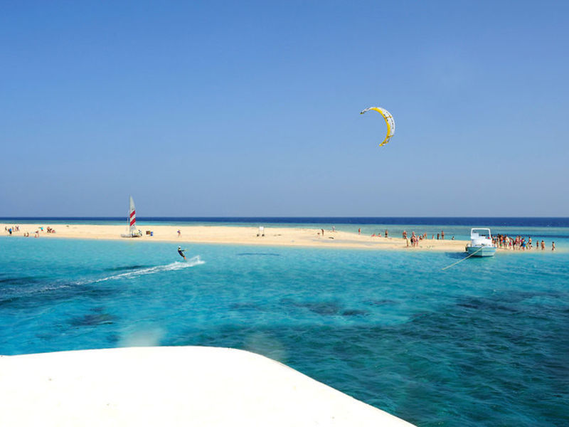The Breakers Dive. & Surf. Lodge
