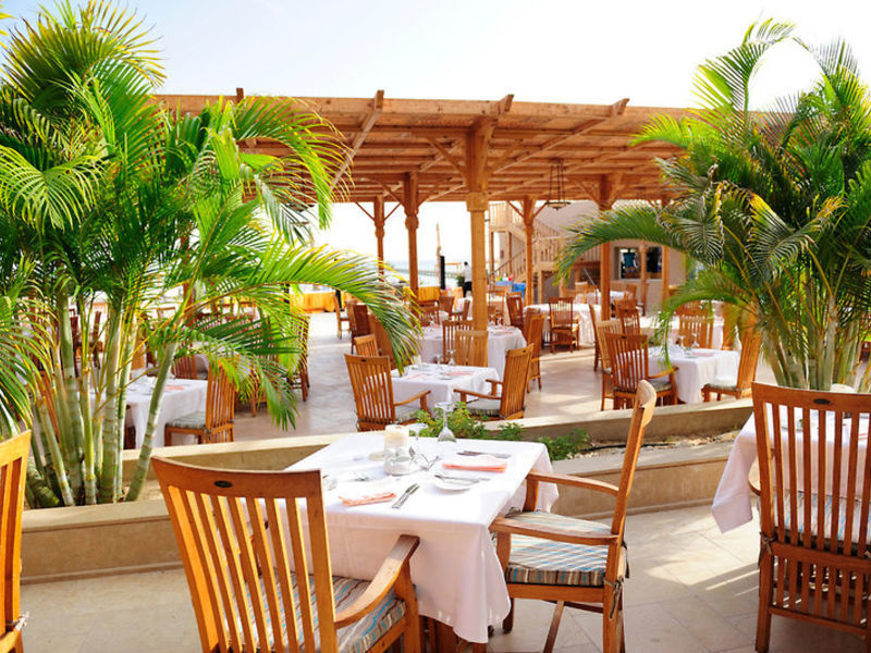 The Breakers Dive. & Surf. Lodge