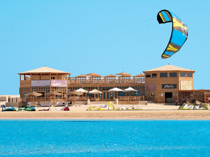 The Breakers Dive. & Surf. Lodge