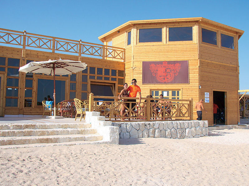The Breakers Dive. & Surf. Lodge