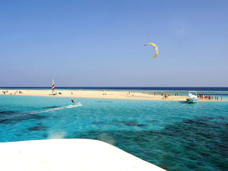 The Breakers Dive. & Surf. Lodge