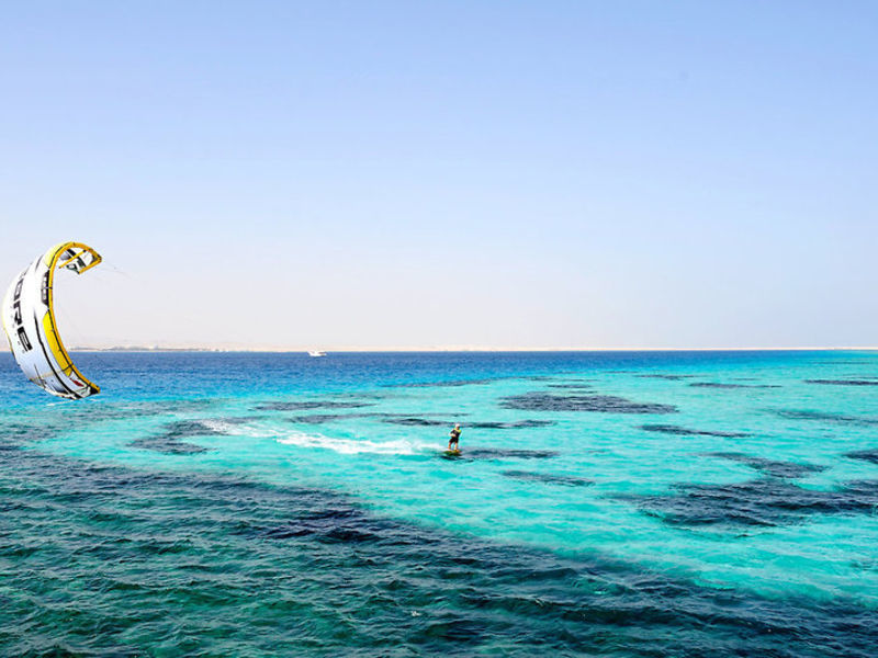 The Breakers Dive. & Surf. Lodge