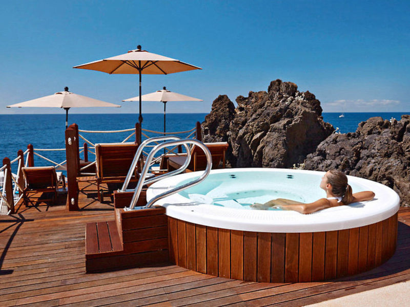 The Cliff Bay