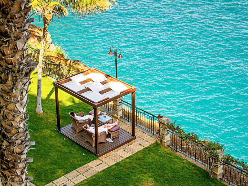 The Cliff Bay