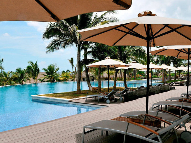 The Cliff Resort & Residences