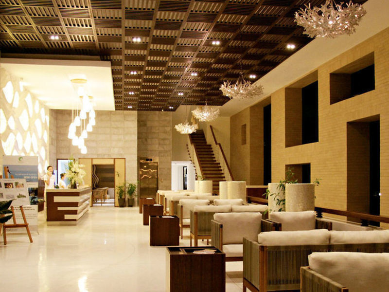 The Cliff Resort & Residences