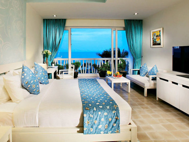 The Cliff Resort & Residences