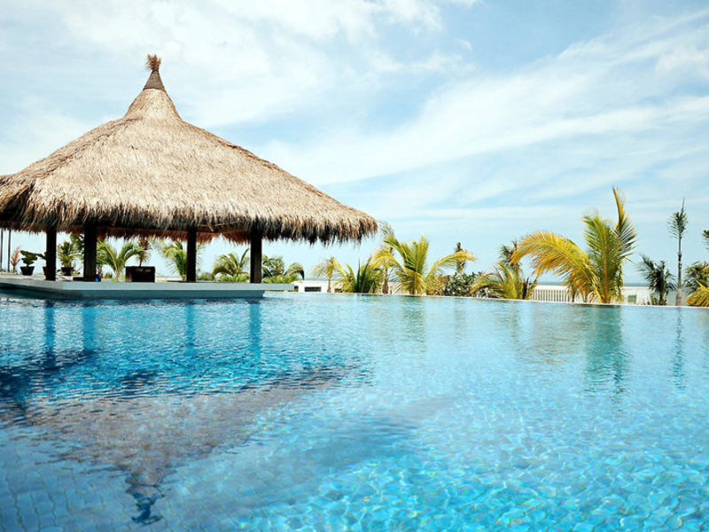 The Cliff Resort & Residences