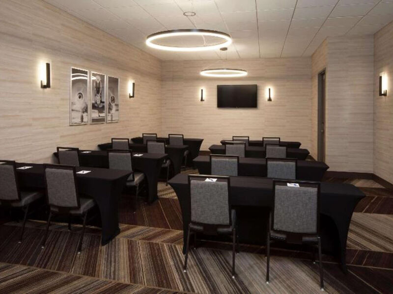 The Commerce Casino &Amp; Hotel