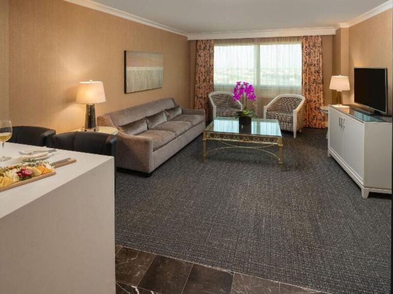 The Commerce Casino &Amp; Hotel