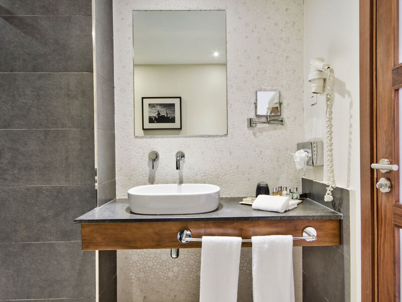 The George, Urban Boutique Hotel