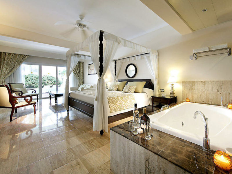 The Royal Suites Turquesa
