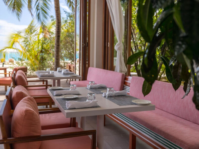 The Standard, Huruvalhi Maldives