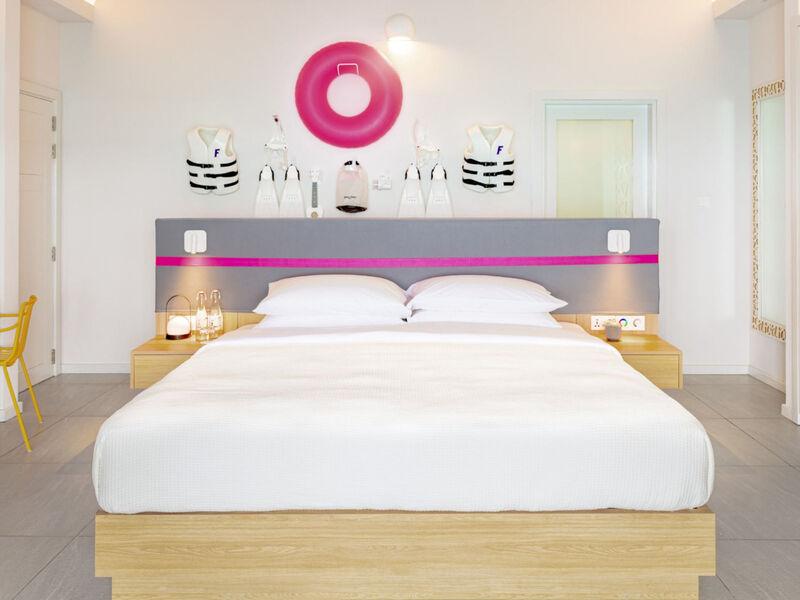 The Standard, Huruvalhi Maldives