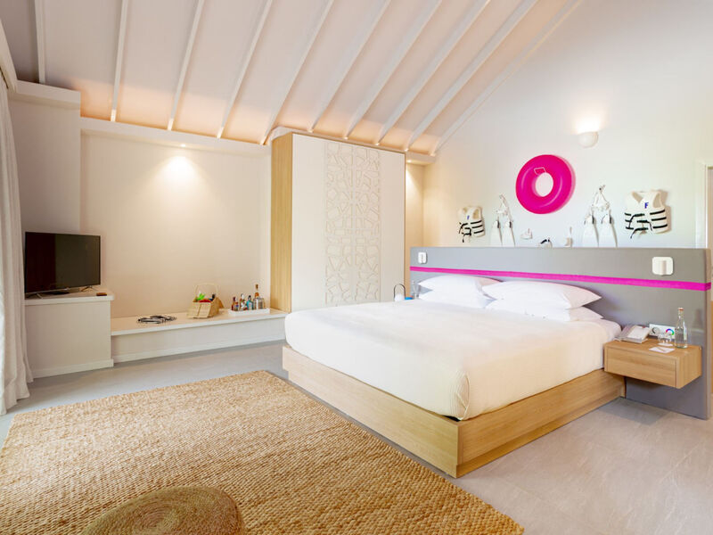 The Standard, Huruvalhi Maldives