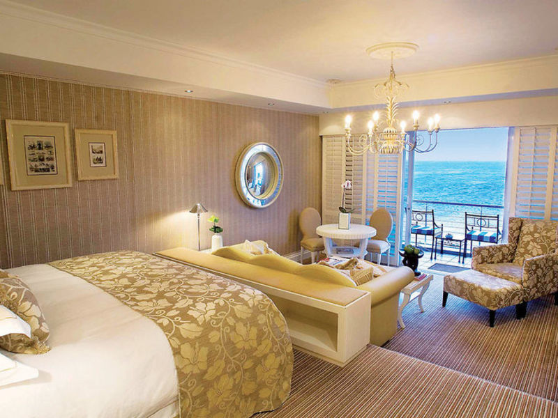 The Twelve Apostles Hotel & Spa
