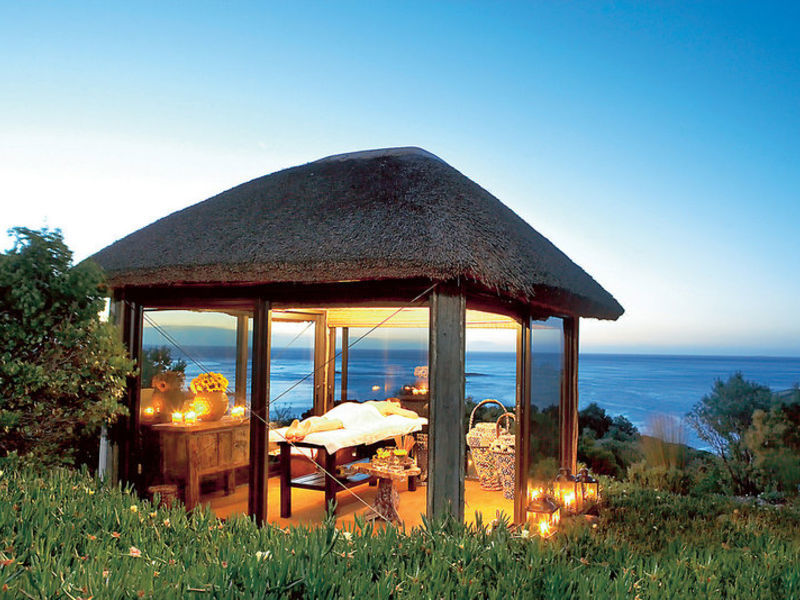 The Twelve Apostles Hotel & Spa