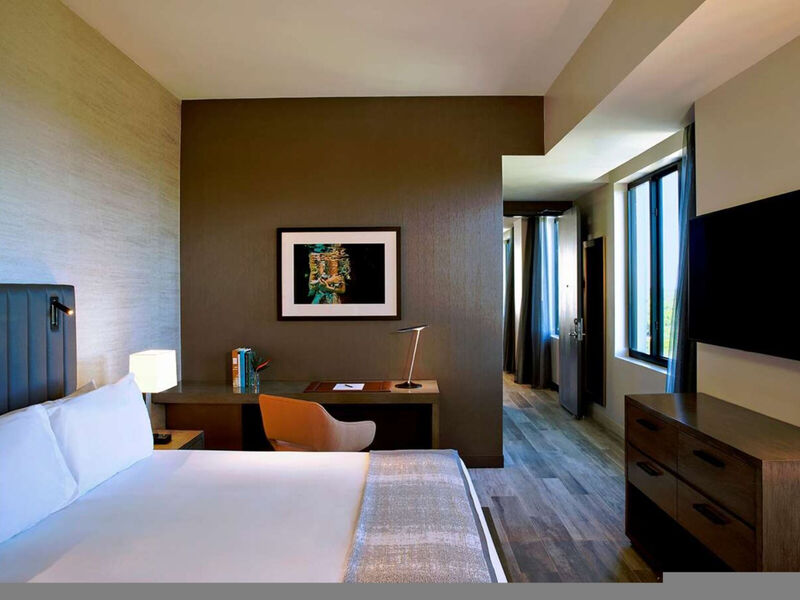 Thesis Hotel Miami
