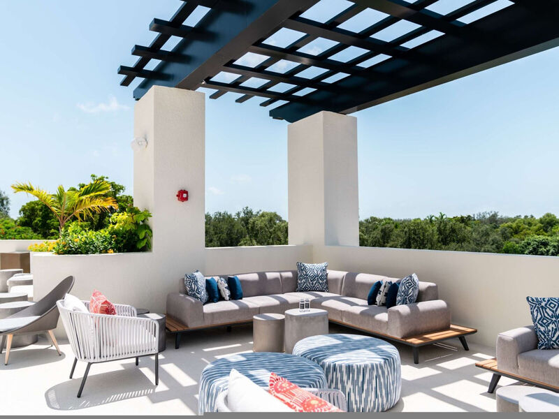 Thesis Hotel Miami