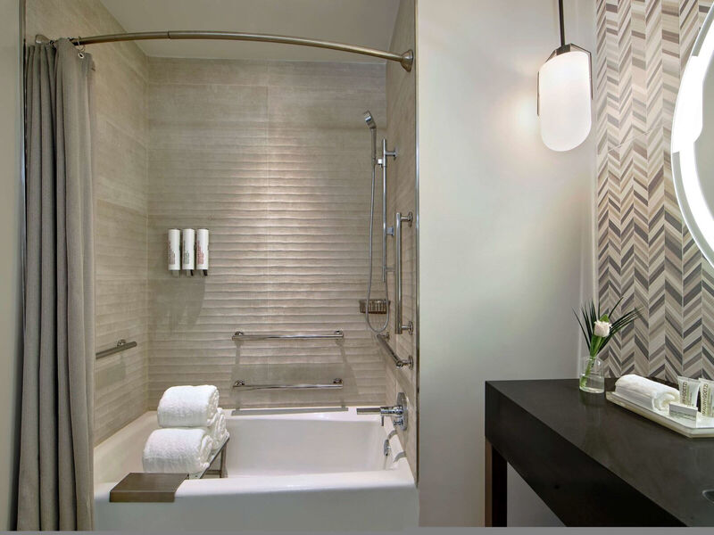 Thesis Hotel Miami