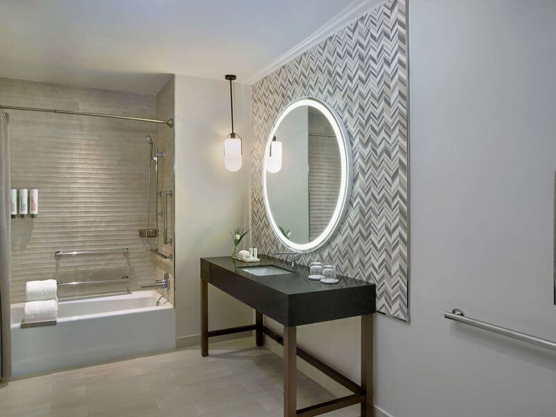 Thesis Hotel Miami