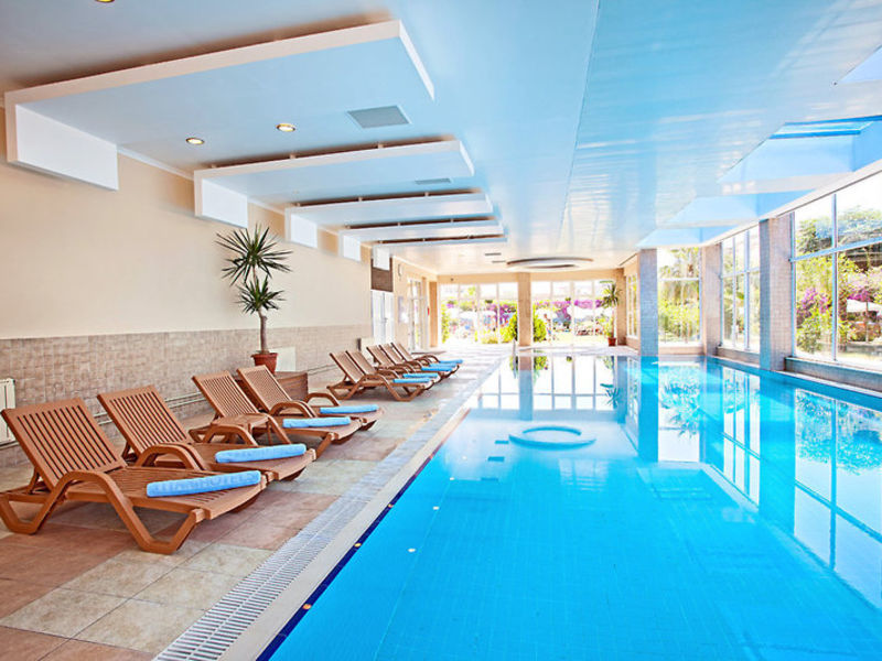 Titan Select Hotel