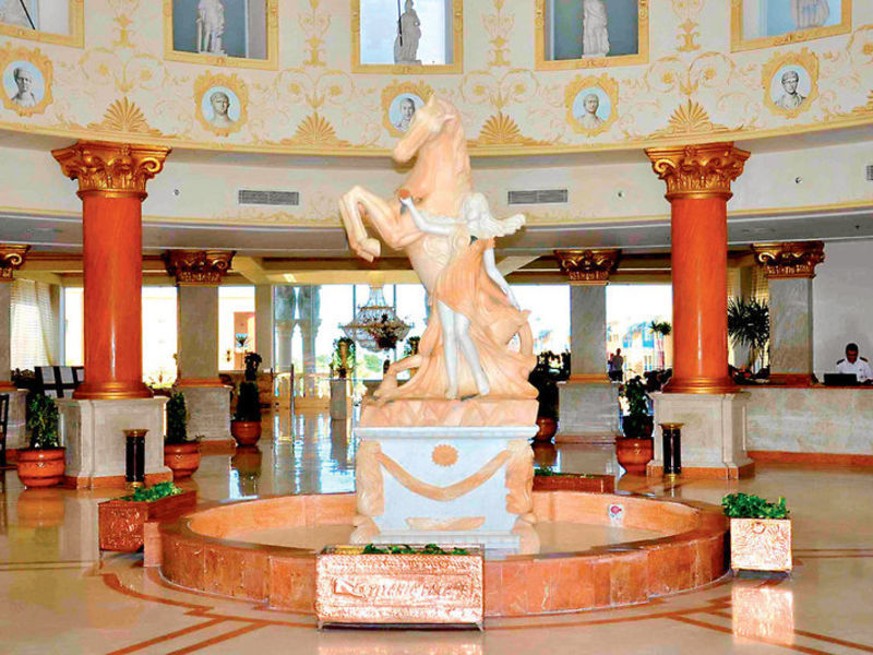 Titanic Palace
