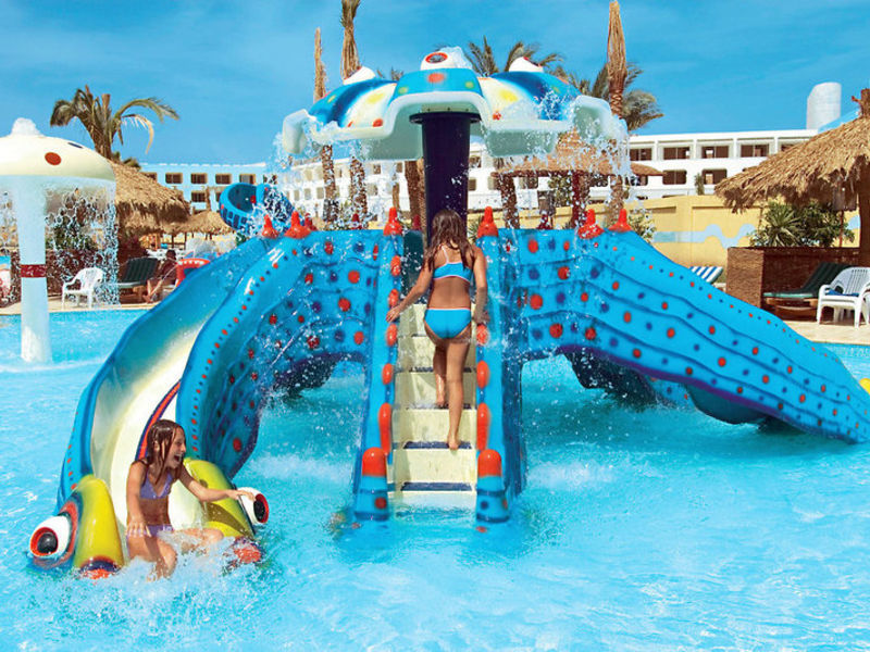 Titanic Resort & Aqua Park
