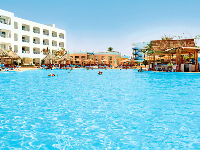Titanic Resort & Aqua Park