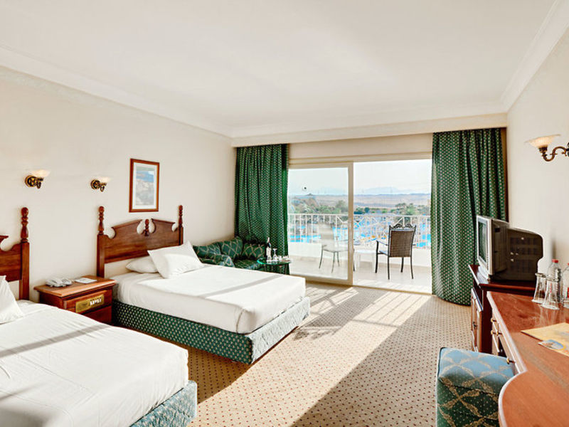 Titanic Resort & Aqua Park