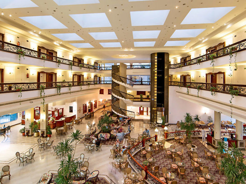 Titanic Resort & Aqua Park