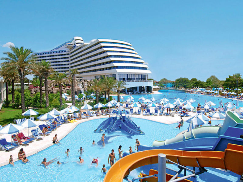 Titanic Resort & Hotel