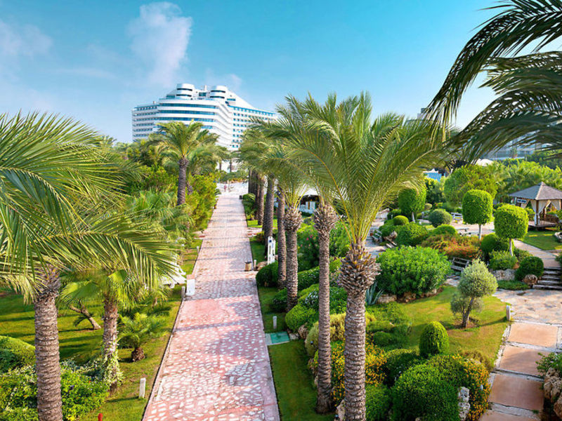 Titanic Resort & Hotel