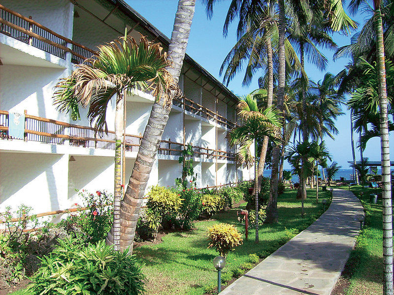 Traveller's Beach Hotel