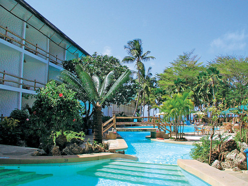 Traveller's Beach Hotel