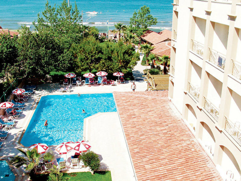 Trendy Hotel Side Beach