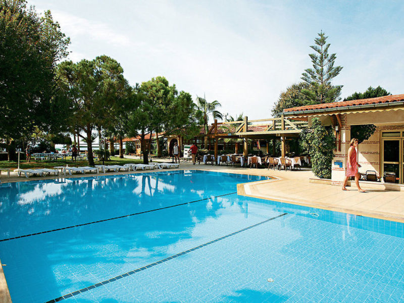 Trendy Hotel Side Beach
