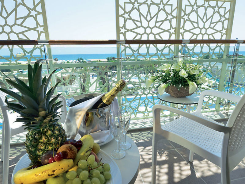 Trendy Verbena Beach