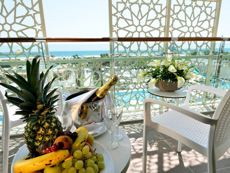 Trendy Verbena Beach