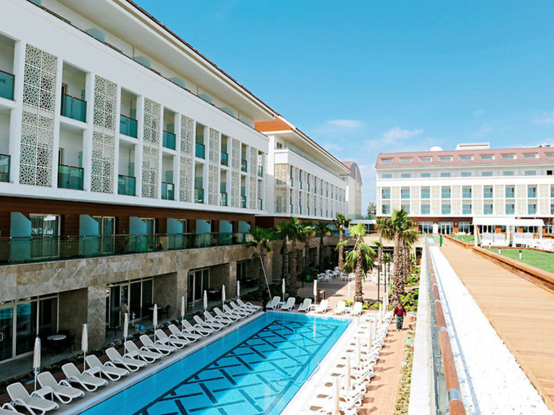 Trendy Verbena Beach