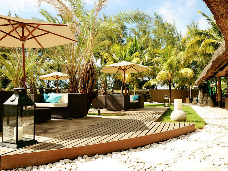 Tropical Attitude